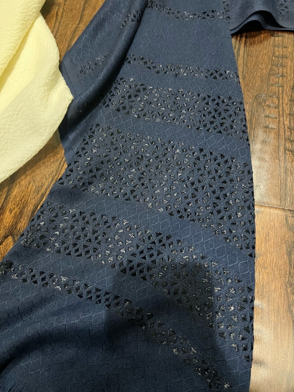 Bundle of Navy & Cream Textured Shawl - Picture 5 of 5